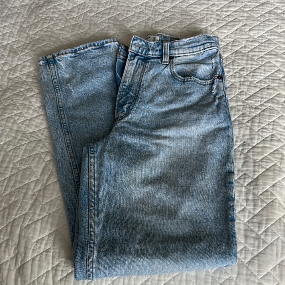Abercrombie & Fitch the 90s straight ultra high rise Blue Straight Leg Jeans